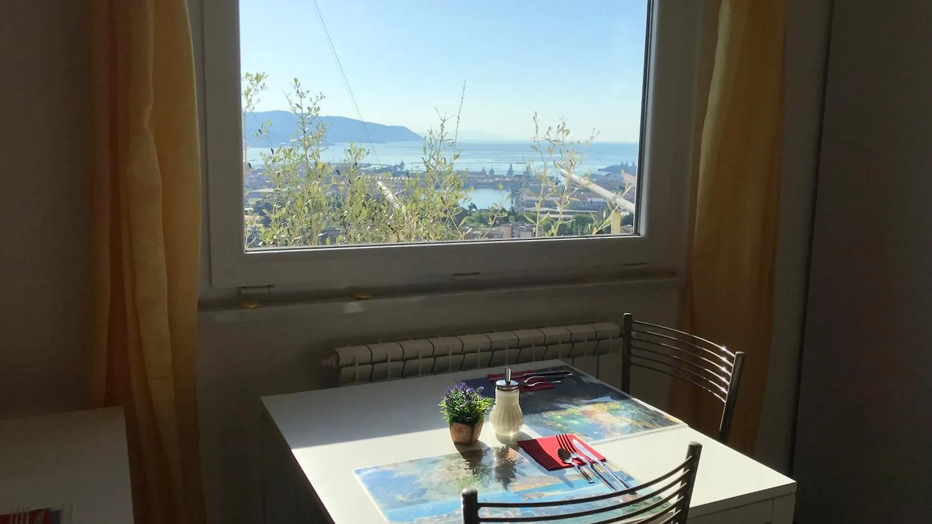 88 Miglia Bed & Breakfast La Spezia