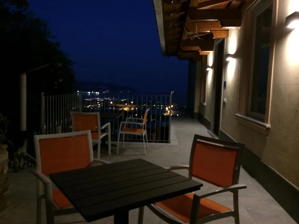 88 Miglia Bed & Breakfast La Spezia